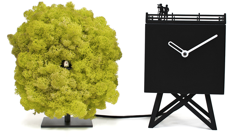 Illustration for article titled The Birdwatchers On This Clock Are Trying To Spot a Rare Cuckoo